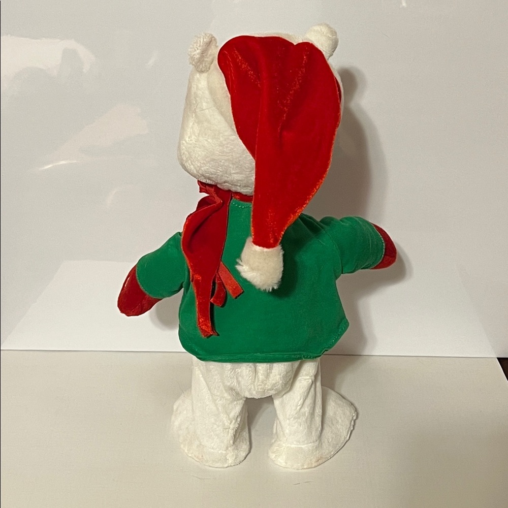 Gemmy Hot Stepper 2012 Animated Dancing Polar Bear Plush Toy. Can’t Touch It - Picture 5 of 7